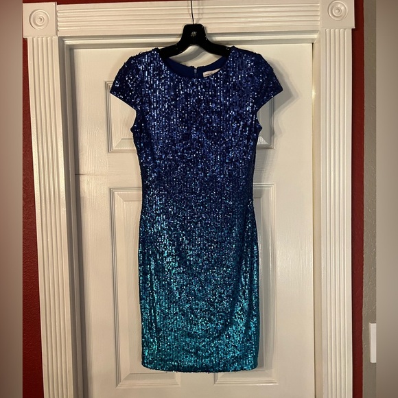 Dress the Population- NWOT Brooks Sequin T-Shirt Dress. Size XS - Picture 2 of 5
